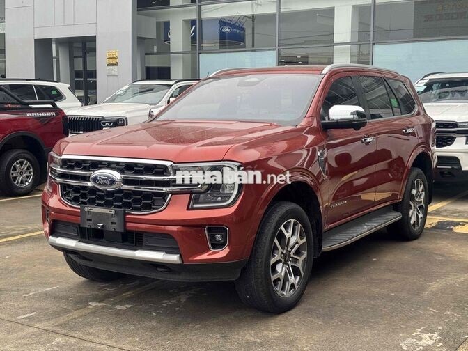 Ford Everest Titanium 1 Cầu 2023 Đỏ cam 38.000km