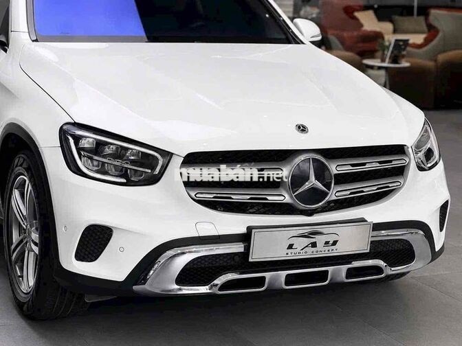 Mercedes-Benz GLC200 2021 Trắng 9G-Tronic