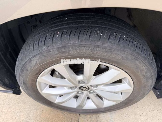 Toyota Innova Cross 2025 Bản V màu Đồng - 1 Chủ