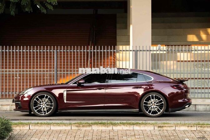 Porsche Panamera 4 Executive 2018 Đỏ rượu vang