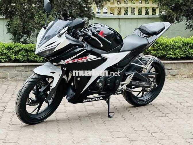 Honda CBR Đen xe chính chủ xe nguyên bản 