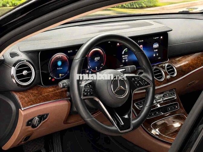 Mercedes E200 Exclusive 2022 Đen