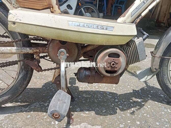 xe Peugeot 102 Citi đời 1968