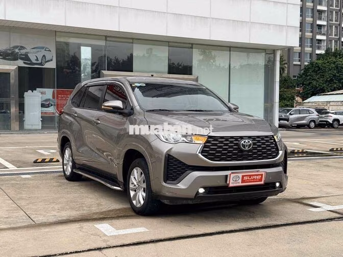 Toyota Innova Cross 2025 Bản V màu Đồng - 1 Chủ