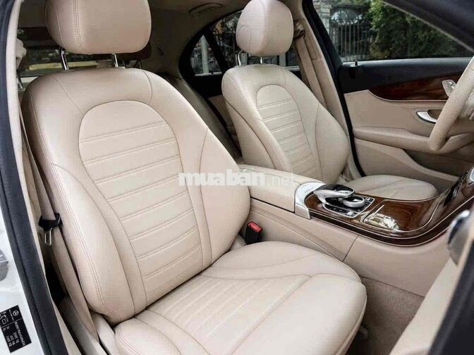 Mercedes-Benz C200 Exclusive 2019 Trắng