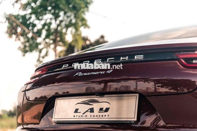 Porsche Panamera 4 Executive 2018 Đỏ rượu vang