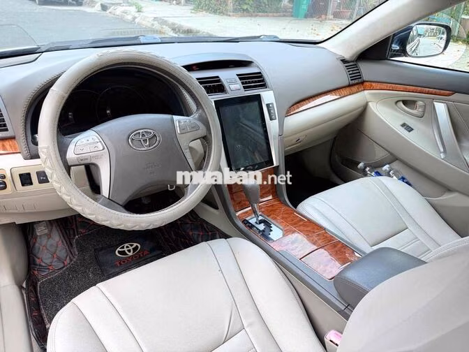 Toyota Camry 2.4G Màu Đen. Đời 2011 Cá Nhân