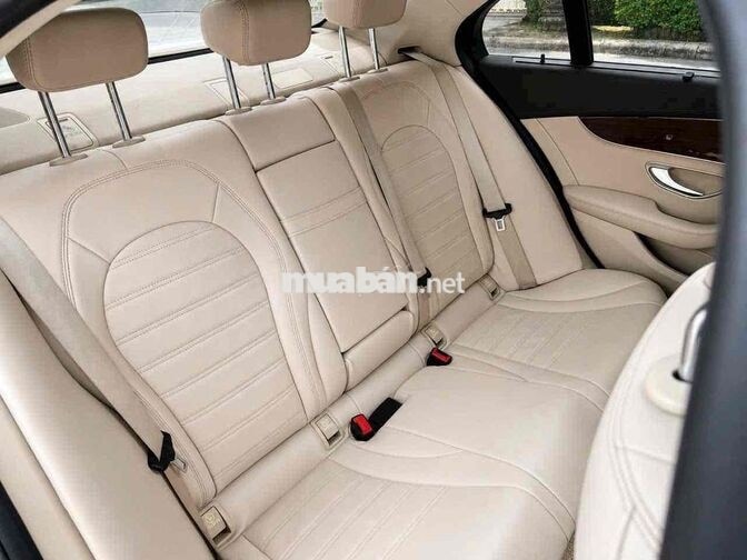 Mercedes-Benz C200 Exclusive 2019 Trắng