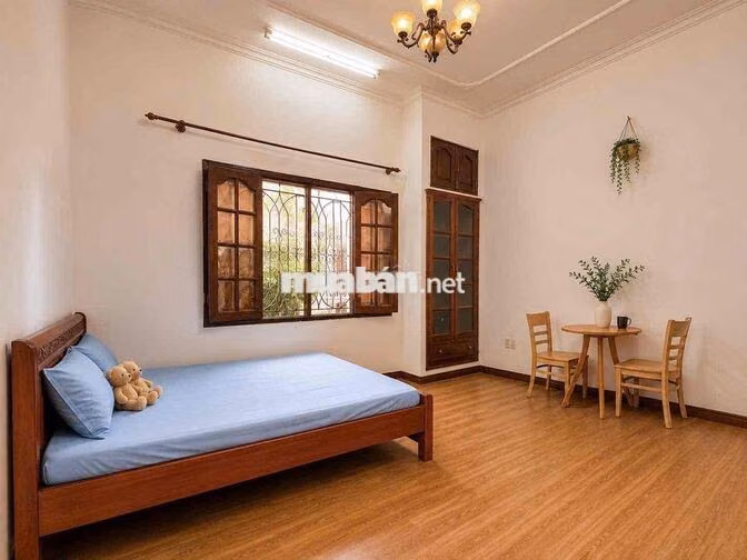 STUDIO RỘNG 30M2 NGAY SÂN BAY - FULL NỘI THẤT CỬA SỔ TRỜI