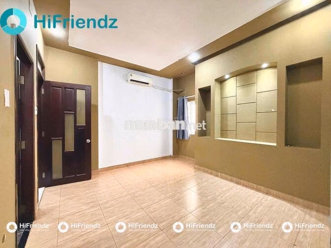 CĂN HỘ DỊCH VỤ FULL NỘI THẤT CỬA SỔ TRỜI Y NHƯ CLIP NGAY KHU TÊN LỬA