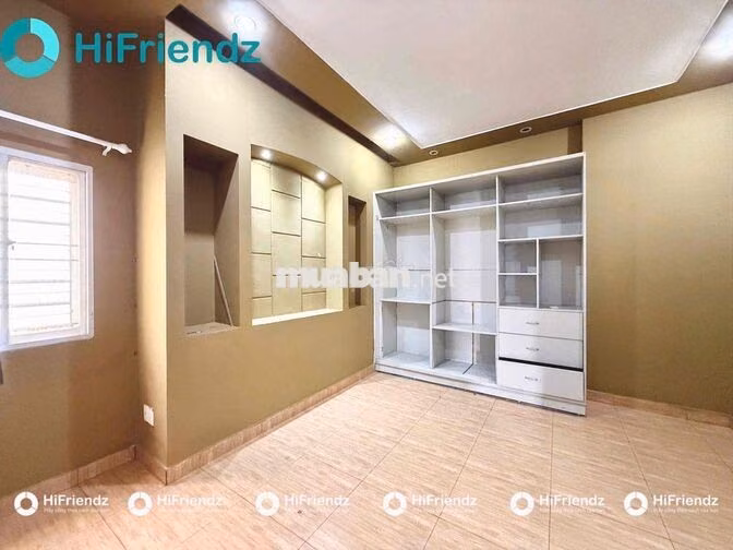 CĂN HỘ DỊCH VỤ FULL NỘI THẤT CỬA SỔ TRỜI Y NHƯ CLIP NGAY KHU TÊN LỬA