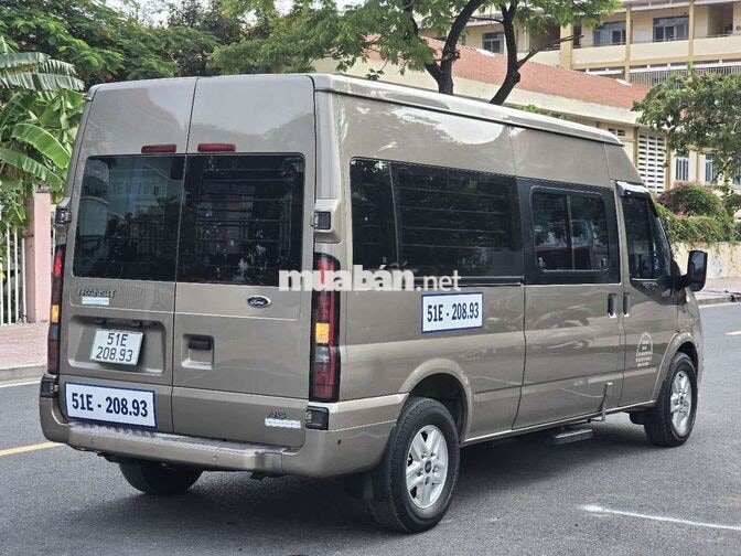 TRANSIT VAN 6 GHẾ TẢI 850KG SX 2022 LƯỚT 54000KM
