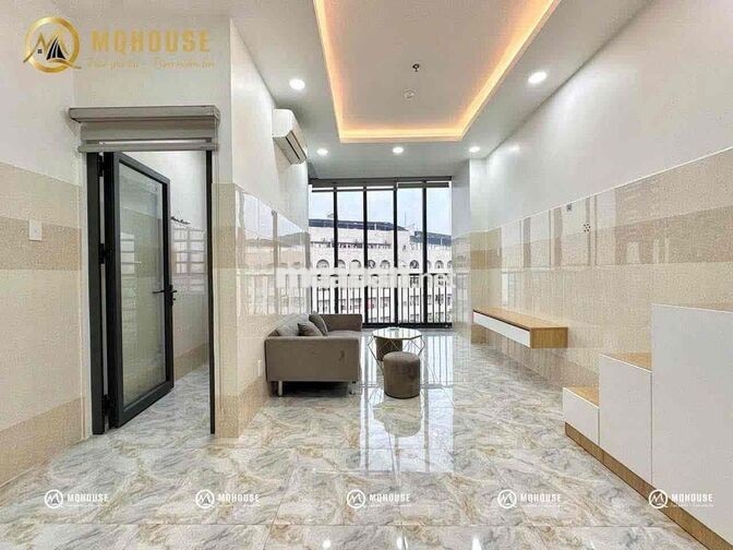 Duplex Ban Công View Kính 40m2 | Máy Giặt Riêng | Gần Đầm Sen