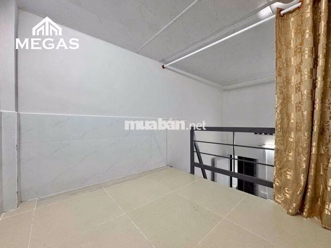 CHO THUÊ DÃY TRỌ GÁC CAO 2m NẰM NGAY CỔNG ĐH VĂN LANG