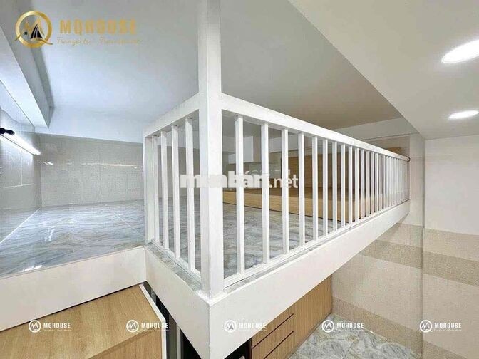 Duplex Ban Công View Kính 40m2 | Máy Giặt Riêng | Gần Đầm Sen