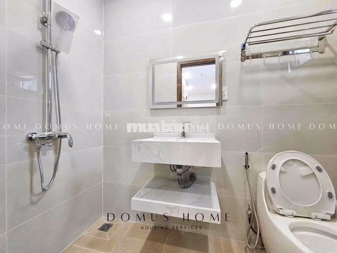 Gác cao 2m ban công kế cầu chữ Y cách Sư Phạm 5p Thang máy ở 3-4 người