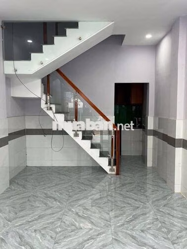 Mặt tiền Trịnhà Thị Miếng buôn bán