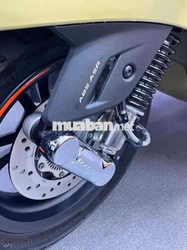 Piaggio Vespa GTS Super Sport 150 2026 Vàng đồng
