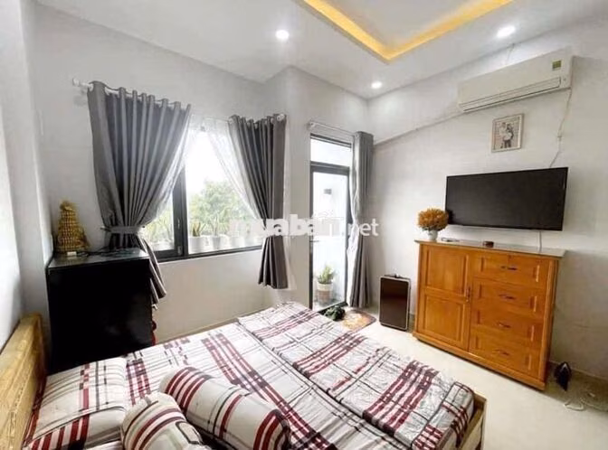 Giảm 300tr bán gấp nhà MT chợ đầu mối Bình Điền đag cho thuê 12tr/thg