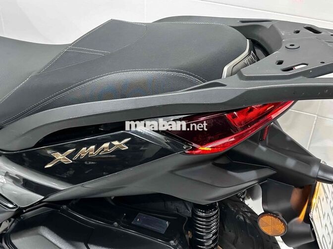 Yamaha XMAX 300