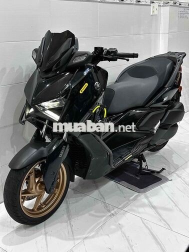 Yamaha XMAX 300