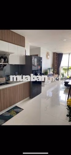 share phòng cho nữ chung cư GOLDORA PLAZA trong căn 3pn