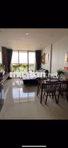 share phòng cho nữ chung cư GOLDORA PLAZA trong căn 3pn