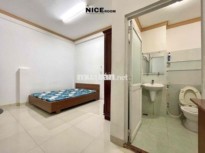 CHÍNH CHỦ CHO THUÊ STUDIO FULL NT  CỬA SỔ TRỜI KẾ BÊN ĐẠI HỌC FTU