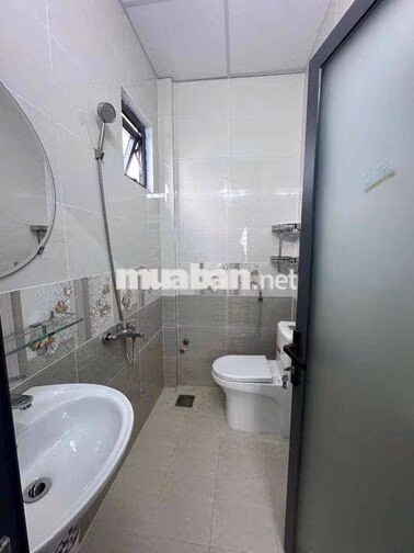 phòng trọ mới xây- Quang Trung, GV. có xe điện. Chỉ 3,5tr/tháng