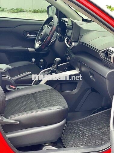 Toyota Raize 2025 lướt 7.500 km xả kho