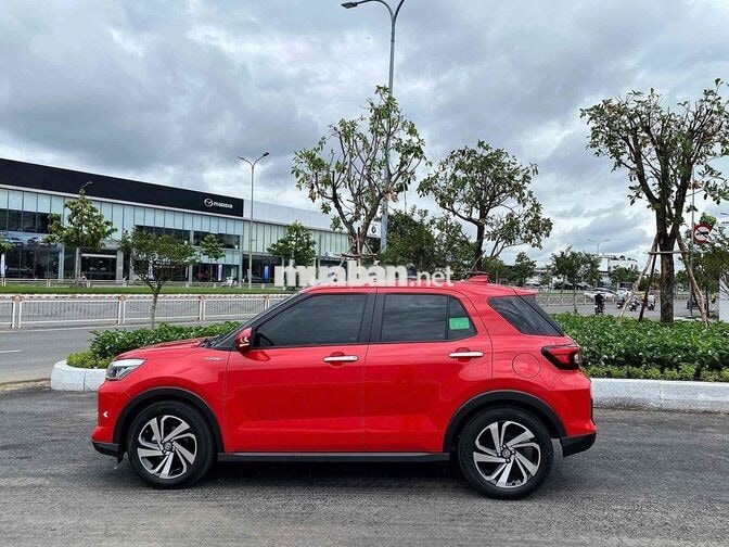 Toyota Raize 2025 lướt 7.500 km xả kho