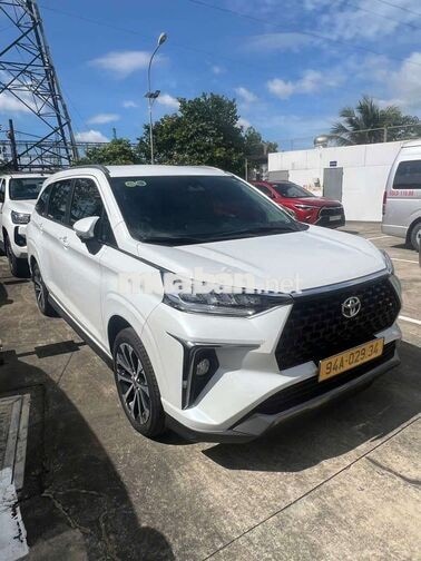 Toyota Veloz Top 2025 Trắng 45000 km