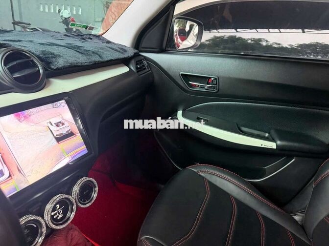 Suzuki Swift Special 2020 Đỏ Tự động