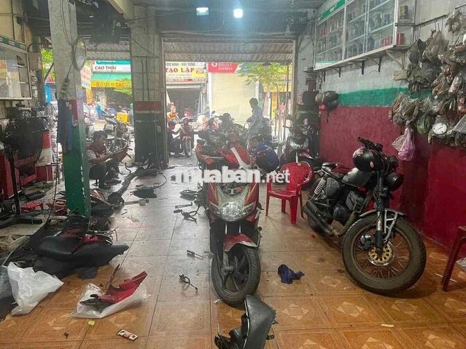 Tìm thợ và phụ sửa xe Quận 12