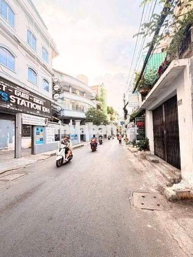 2 MẶT TIỀN ĐƯỜNG - 3 TẦNG - TÂN BÌNH - 4.9 tỷ (Còn TL)