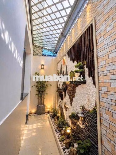 Nguyên căn nhà mới KDC Ô mê Ly nhà bè sân đậu ô tô