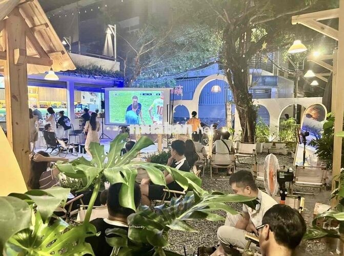 TUYỂN NAM PHỤC VỤ 6-12h NHIỀU CHI NHÁNH