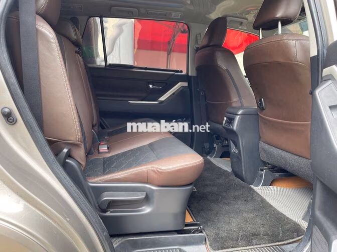 TOYOTA INNOVA CROSS 2.0V 2024 NÂU