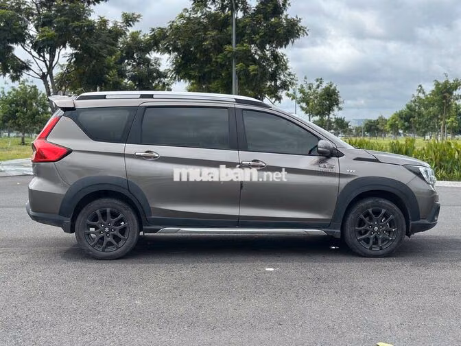 Suzuki XL7 Hybrid 2025 1.5AT Xám 5 vạn