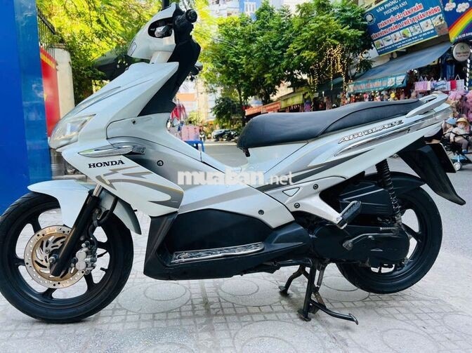 Honda Airblade 110 FI 2011 Trắng