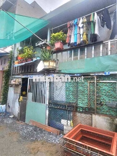 - dt ; 5m5×8m , nhà 1 trệt 1 lầu củ tiện xửa chửa hoặc xây mới  - vị t