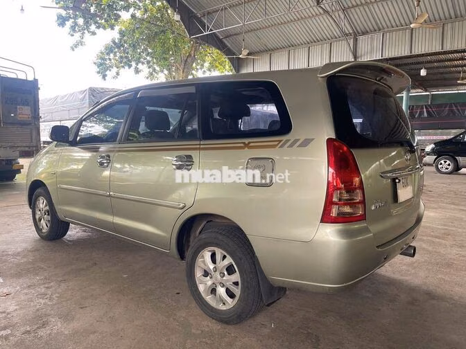 Toyota Innova 2.0 G 2006 xe đẹp