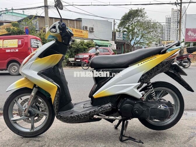 Yamaha Luvias 2011 Trắng Vàng