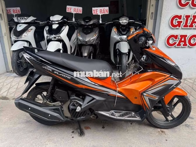 Honda Air Blade 2015 Cam đen