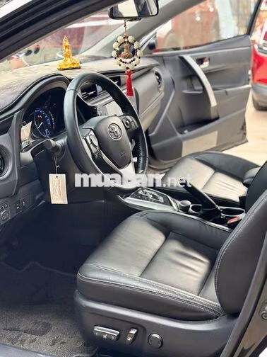 Toyota Altis 1.8G 2021 chỉ mới 15.000 km như mới