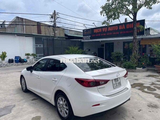 Mazda 3 Sedan 1.5 AT 2017 Trắng 10.000 km