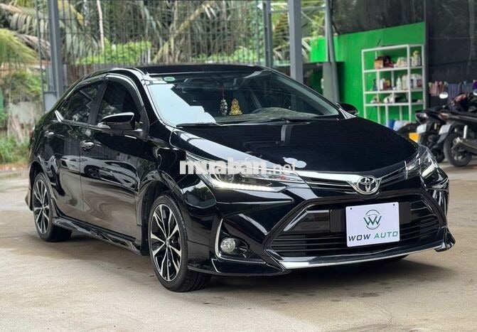 Toyota Altis 1.8G 2021 chỉ mới 15.000 km như mới