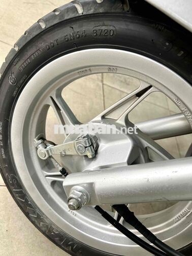 Kymco Like 50 Tay ga vỏ rin theo xe, rất mới !