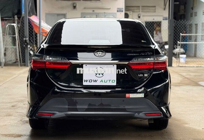 Toyota Altis 1.8G 2021 chỉ mới 15.000 km như mới