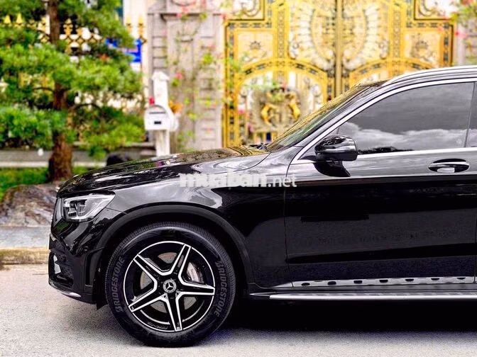 GLC300 AMG Model 2021 màu đen / nt kem siêu đẹp